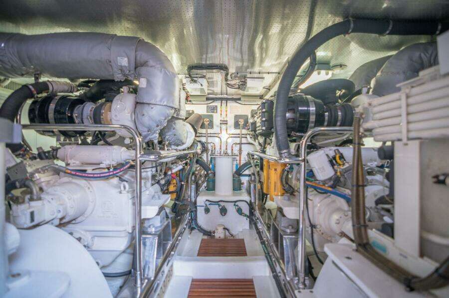 MISS STEPHANIE 70ft Marlow Yacht For Sale