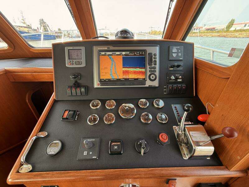 RAVEN SONG 42ft North Pacific Yacht For Sale
