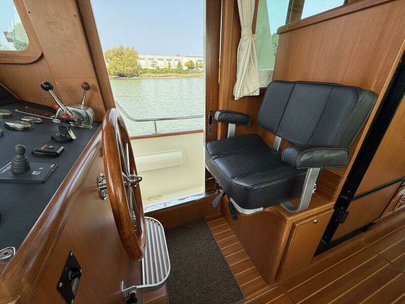 RAVEN SONG 42ft North Pacific Yacht For Sale