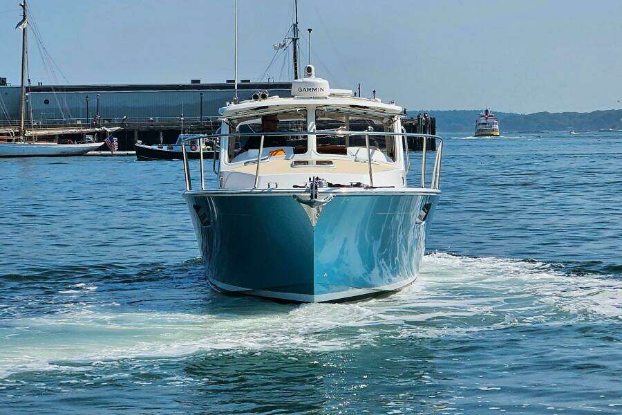 Sandora 35ft MJM Yacht For Sale