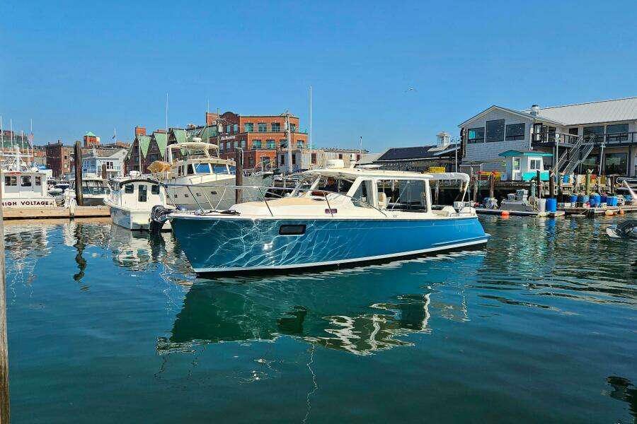 Sandora 35ft MJM Yacht For Sale