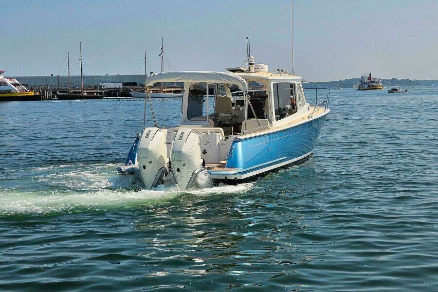 Sandora 35ft MJM Yacht For Sale