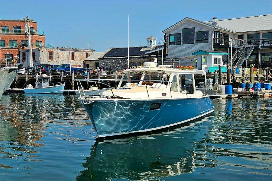 Sandora 35ft MJM Yacht For Sale