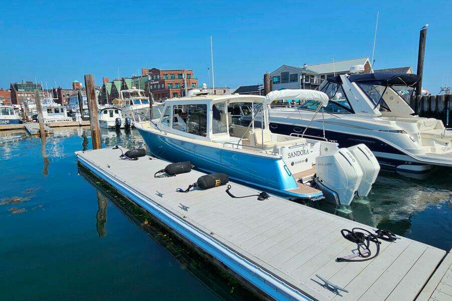Sandora 35ft MJM Yacht For Sale