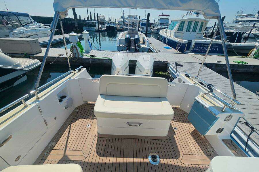 Sandora 35ft MJM Yacht For Sale