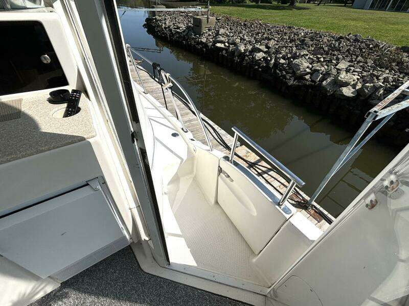 Jackael A IV 45ft Meridian Yacht For Sale