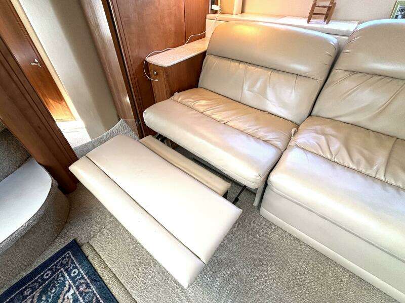 Jackael A IV 45ft Meridian Yacht For Sale