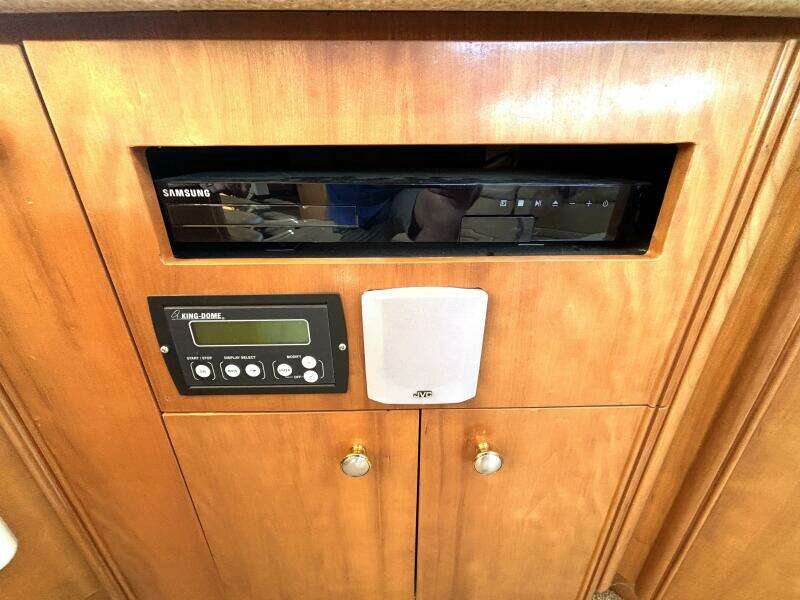 Jackael A IV 45ft Meridian Yacht For Sale