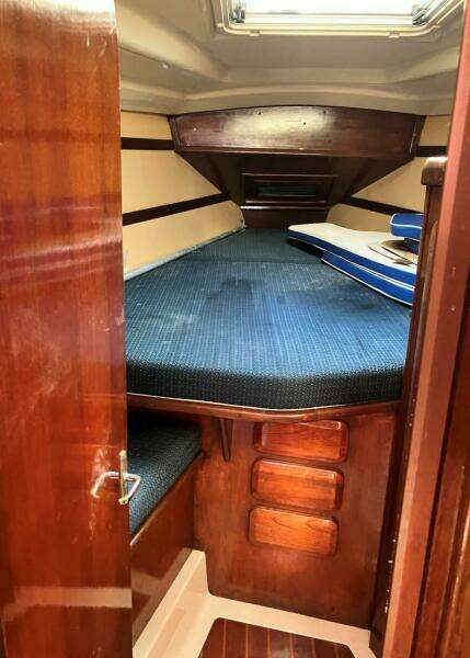 Coqui 43ft Hunter Yacht For Sale