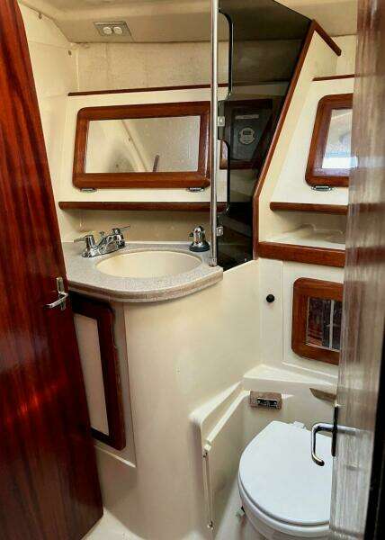 Coqui 43ft Hunter Yacht For Sale