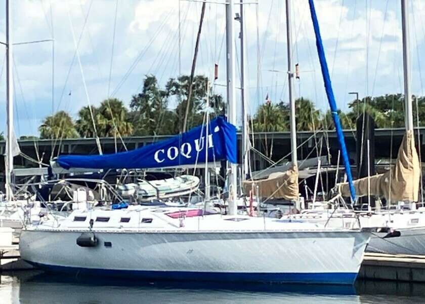 Coqui 43ft Hunter Yacht For Sale