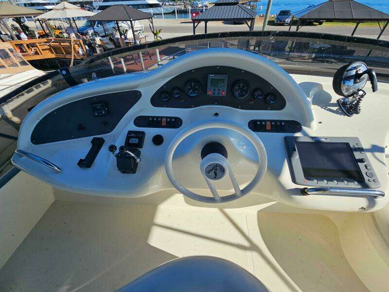 46ft Azimut Yacht For Sale