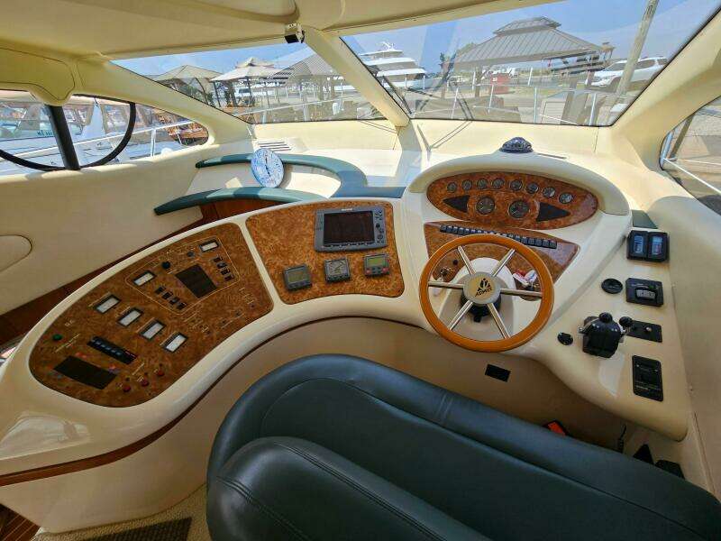 46ft Azimut Yacht For Sale