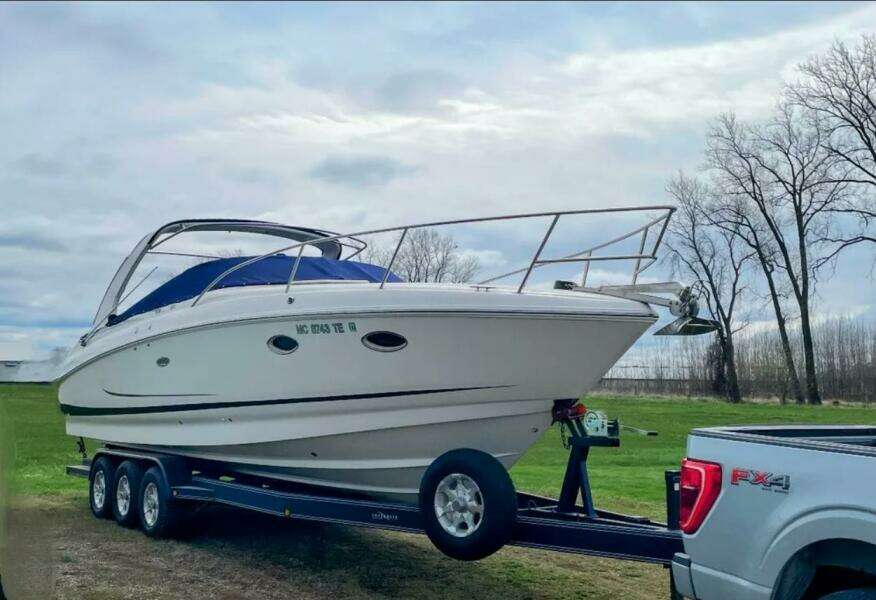 32ft Powerquest Yacht For Sale