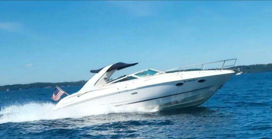 32ft Powerquest Yacht For Sale