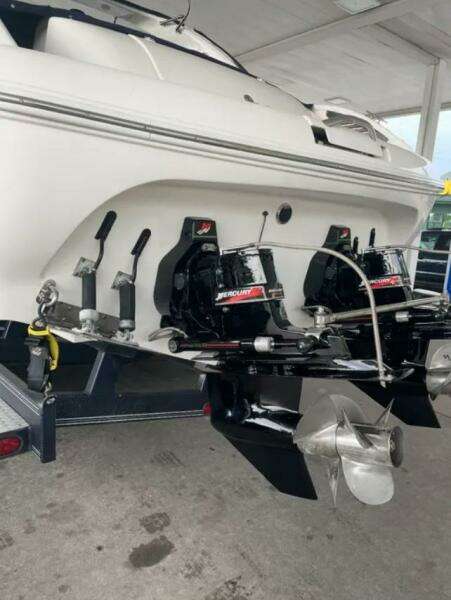32ft Powerquest Yacht For Sale