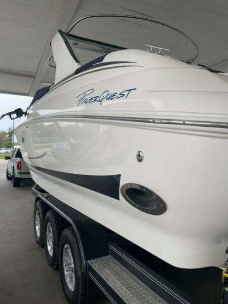 32ft Powerquest Yacht For Sale
