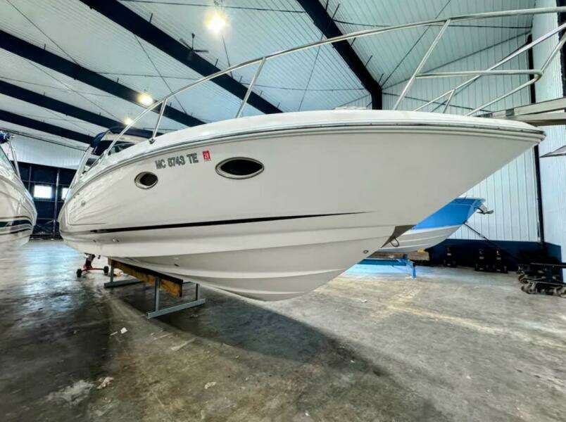32ft Powerquest Yacht For Sale