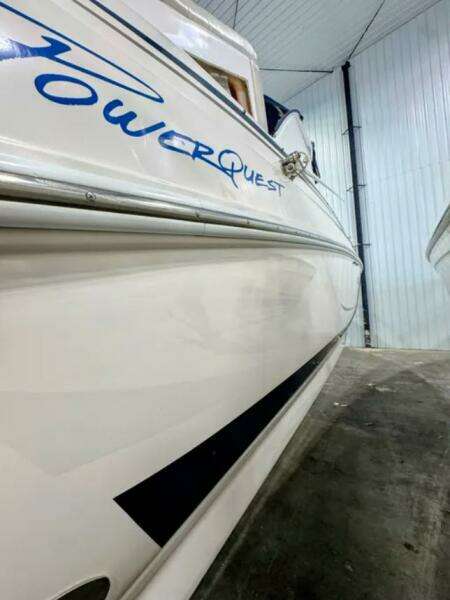 32ft Powerquest Yacht For Sale