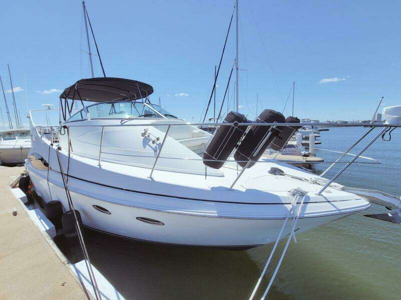 Satellite Office 35ft Carver Yacht For Sale
