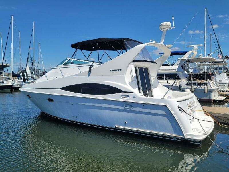 Satellite Office 35ft Carver Yacht For Sale
