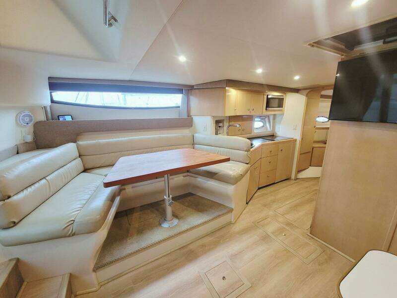 Satellite Office 35ft Carver Yacht For Sale