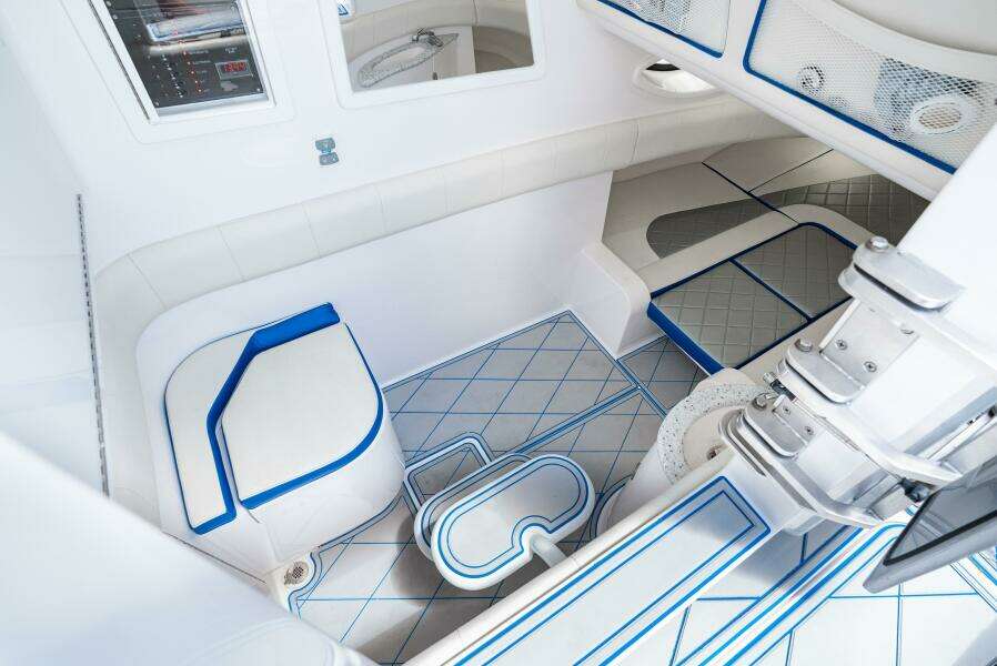 Lucky Man 39ft Deep Impact Yacht For Sale
