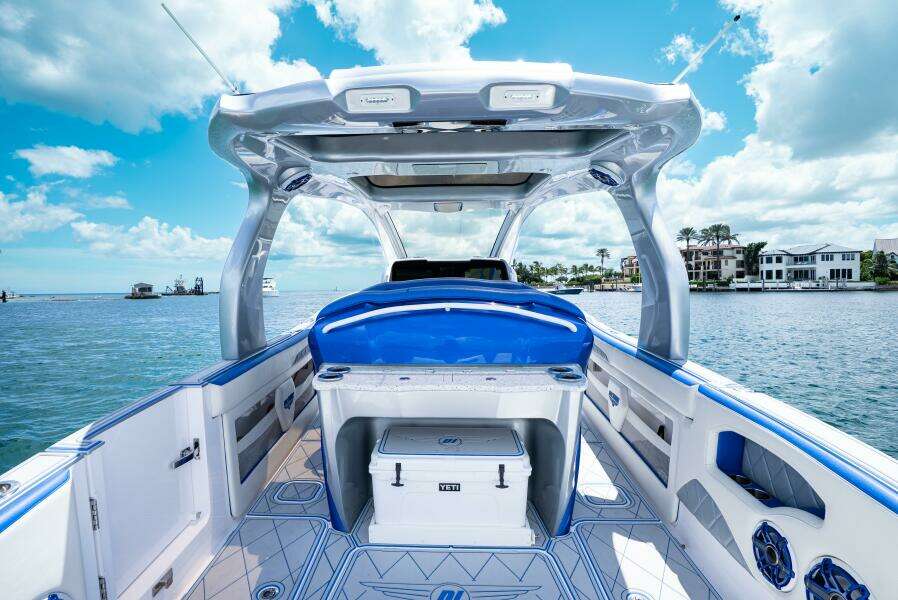 Lucky Man 39ft Deep Impact Yacht For Sale