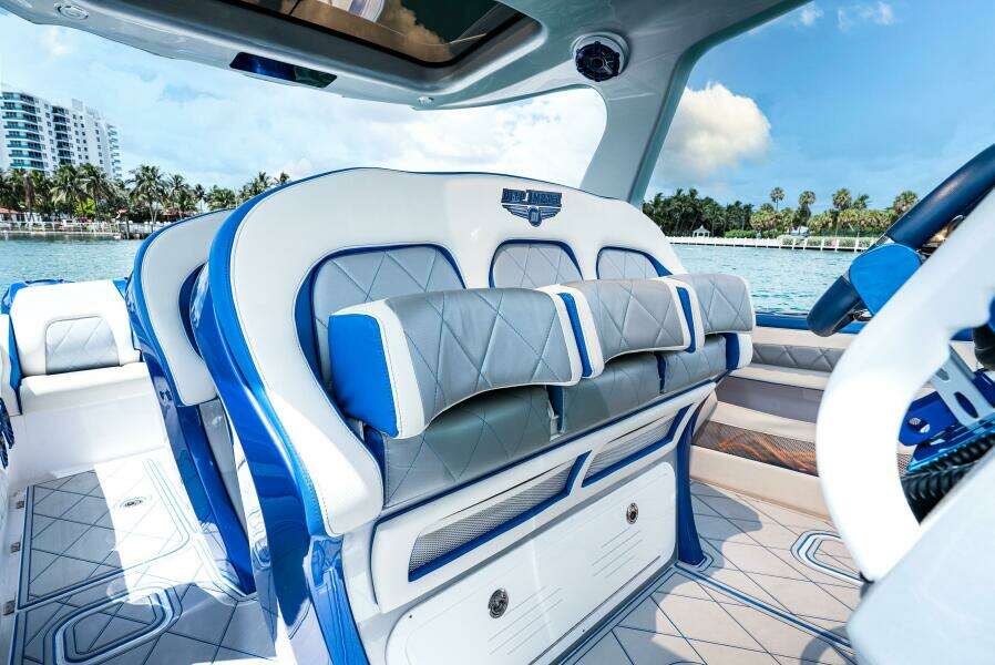Lucky Man 39ft Deep Impact Yacht For Sale