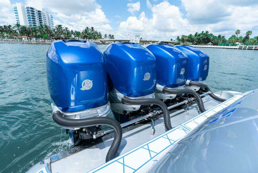 Lucky Man 39ft Deep Impact Yacht For Sale