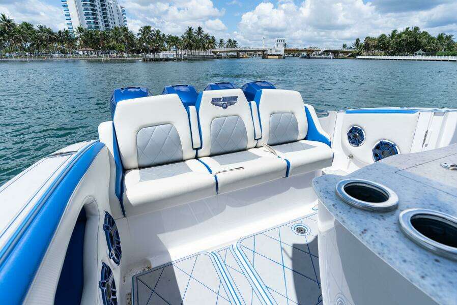 Lucky Man 39ft Deep Impact Yacht For Sale
