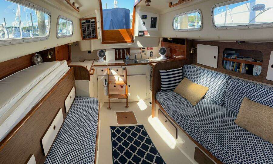 Marevia 35ft Pearson Yacht For Sale