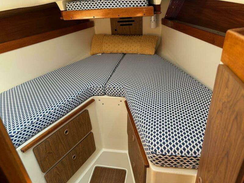 Marevia 35ft Pearson Yacht For Sale