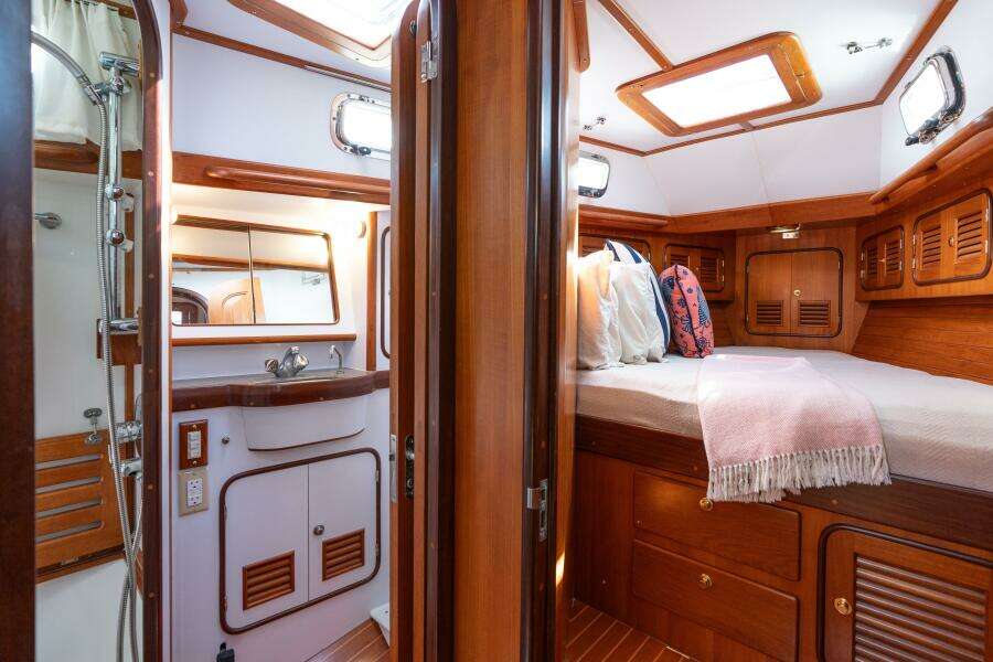 Altair 47ft Passport Yacht For Sale