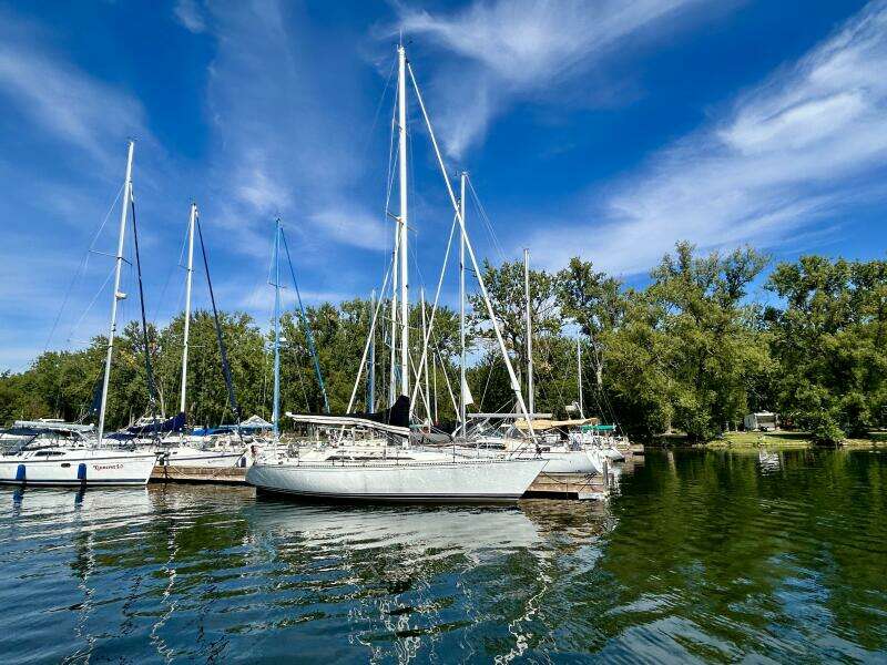 37ft C amp C Yacht For Sale