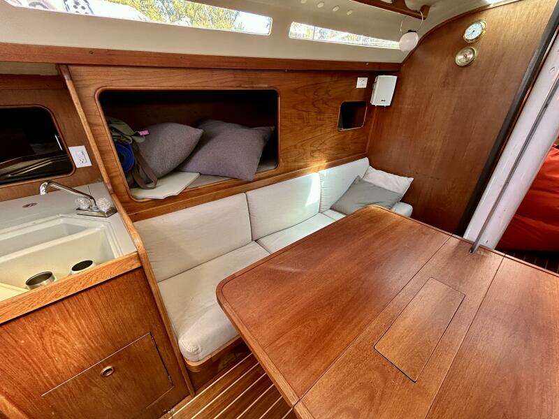 37ft C amp C Yacht For Sale
