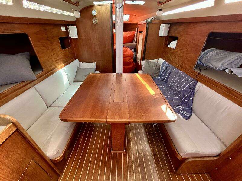 37ft C amp C Yacht For Sale