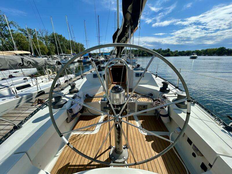 37ft C amp C Yacht For Sale