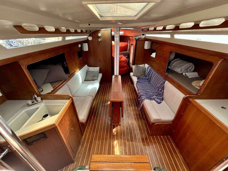 37ft C amp C Yacht For Sale