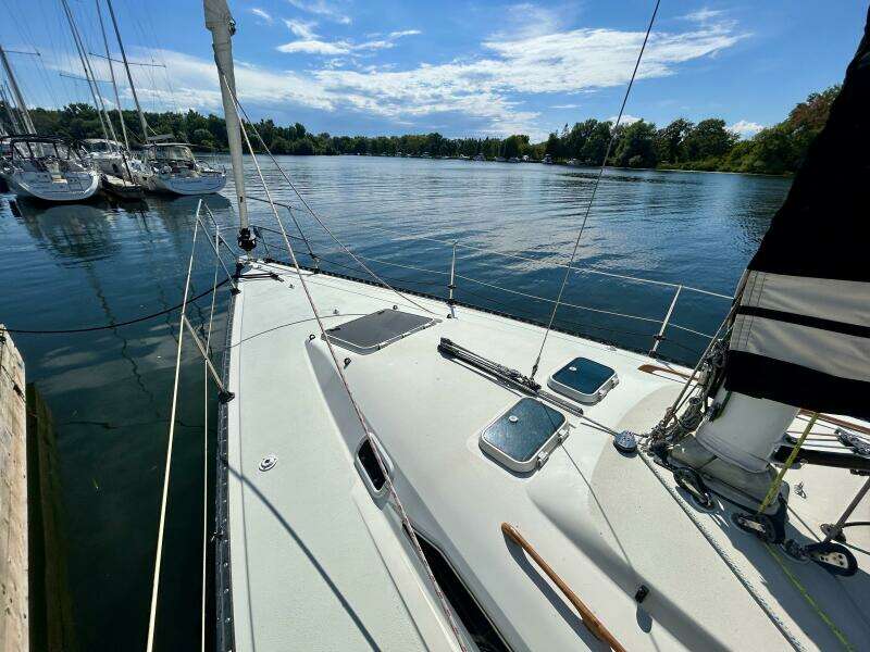 37ft C amp C Yacht For Sale