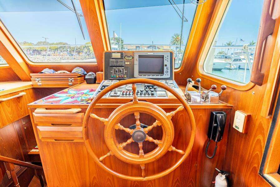 Si Como No 45ft DeFever Yacht For Sale