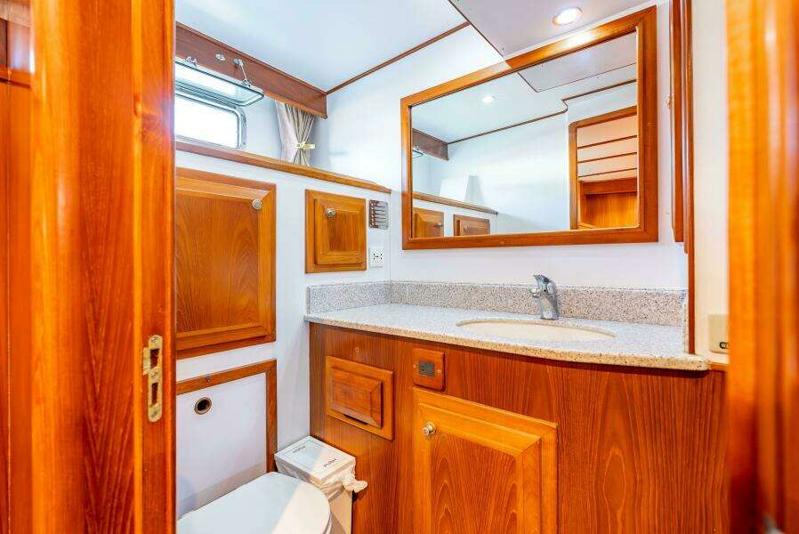 Si Como No 45ft DeFever Yacht For Sale