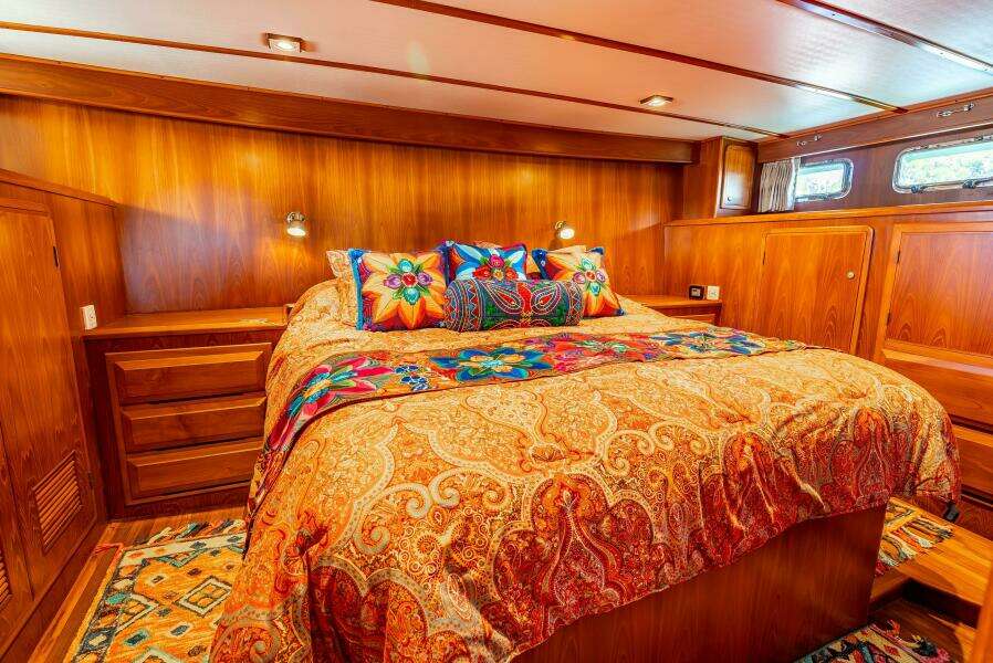 Si Como No 45ft DeFever Yacht For Sale