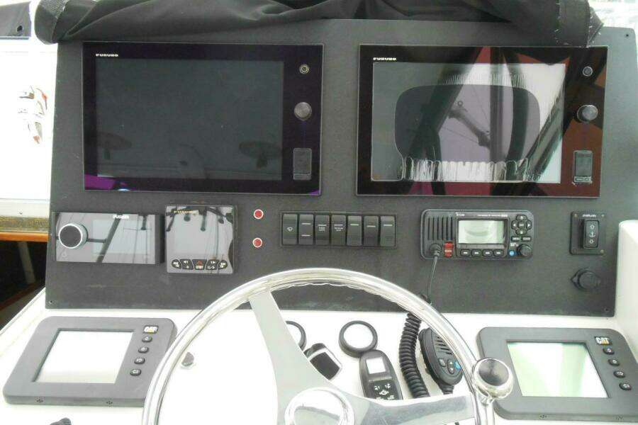 Beer Money 32ft Topaz Yacht For Sale