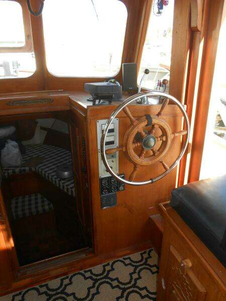 Ahoy Vey 34ft CHB Yacht For Sale