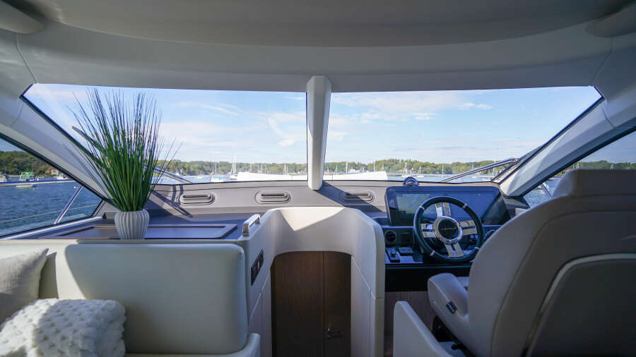 53ft Azimut Yacht For Sale