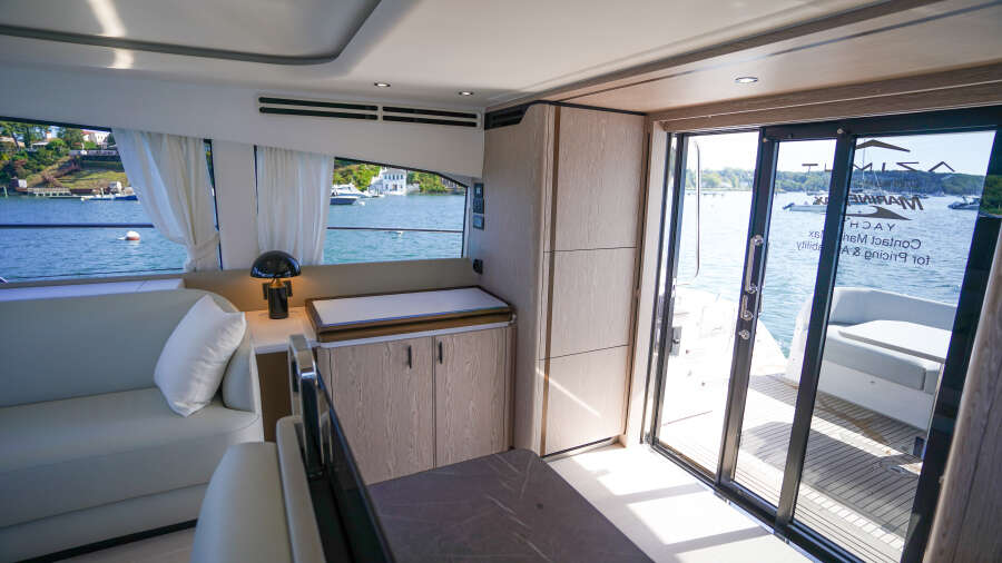 53ft Azimut Yacht For Sale