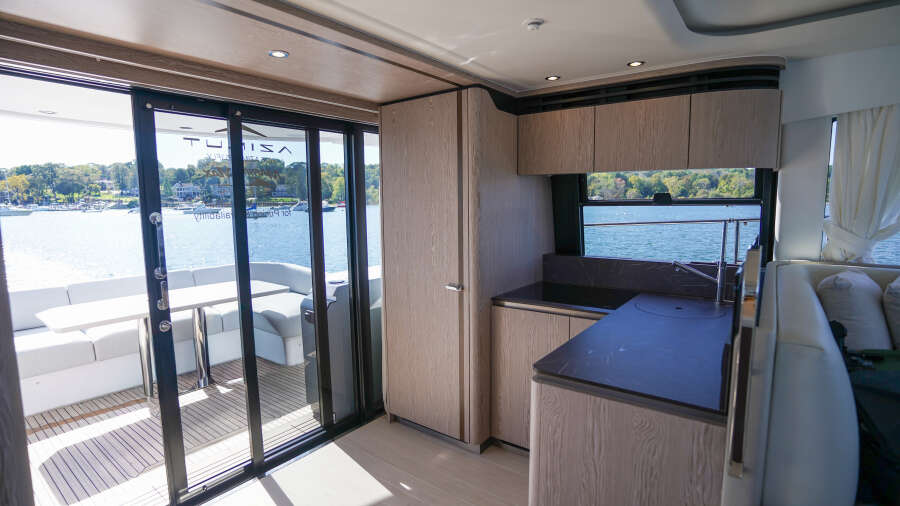 53ft Azimut Yacht For Sale