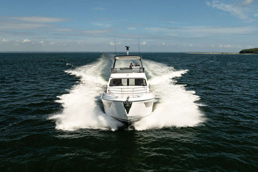 53ft Azimut Yacht For Sale