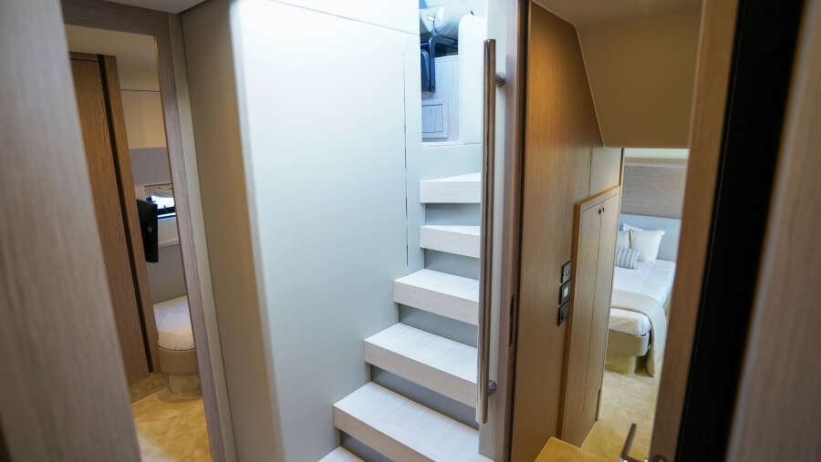 53ft Azimut Yacht For Sale